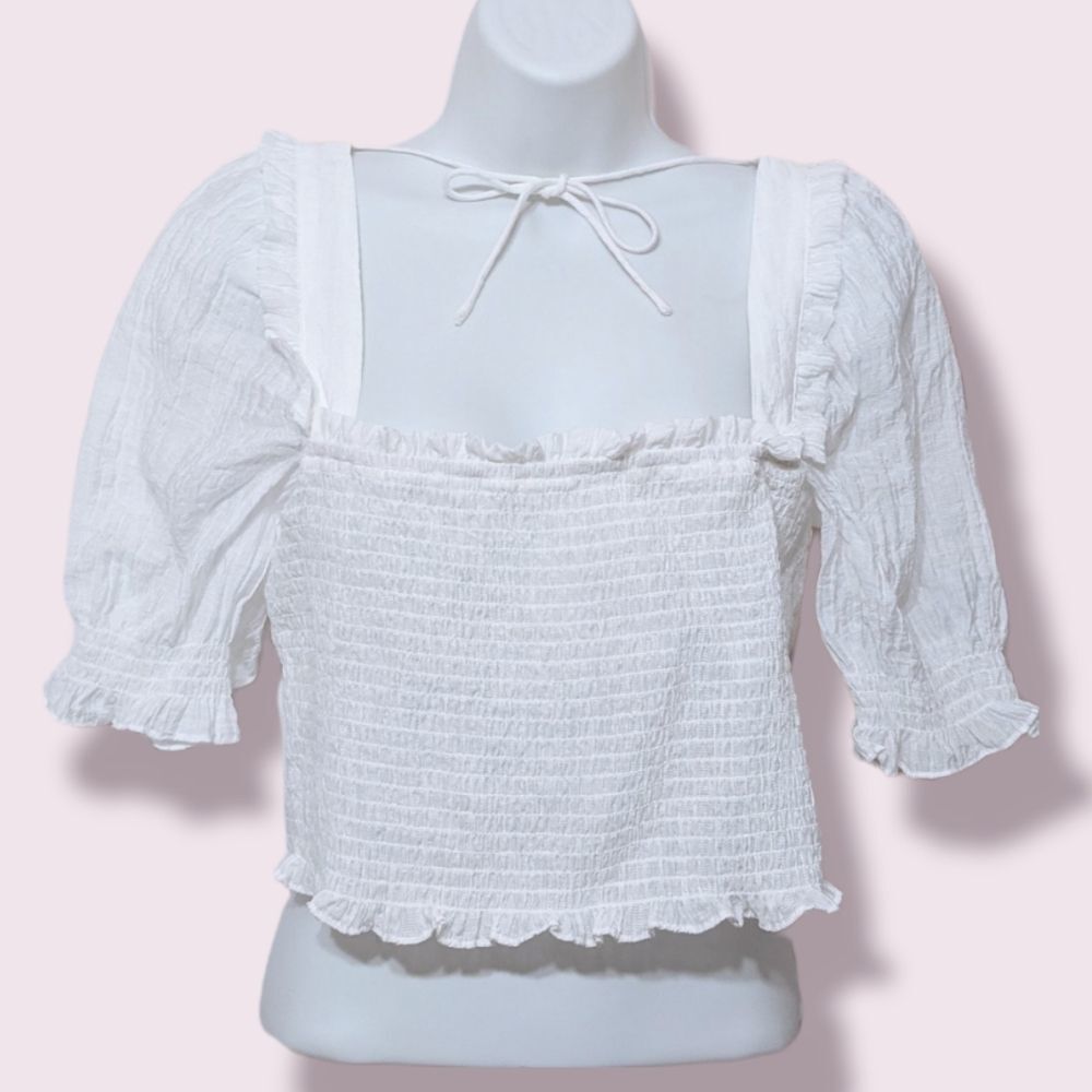 H&m puff sleeves smocked white peasant blouse Medium @K1